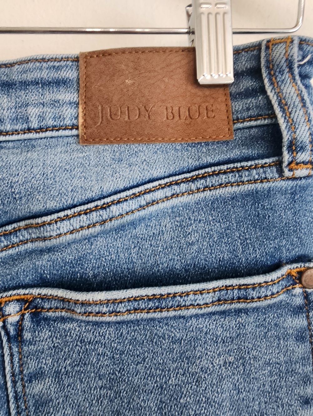 Judy Blue 90's Straight Fit High Rise Cargo Jeans - Size 7/28 - Picture 7 of 13